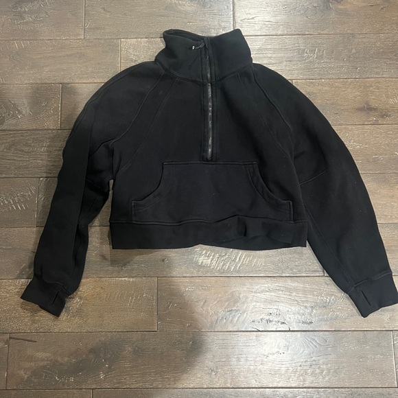 lululemon athletica Black Sweatshirt - Picture 2 of 5